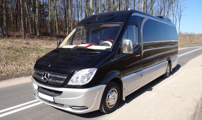 Pays de la Loire: Bus reservation in Vertou in Vertou and France