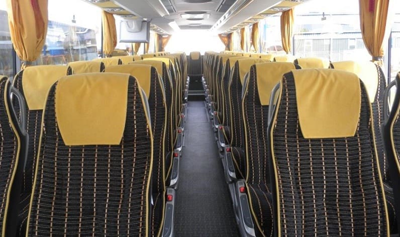 France: Coaches reservation in Île-de-France in Île-de-France and Sainte-Geneviève-des-Bois